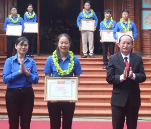Trúc Lam năng nổ, say mê công tác Đoàn