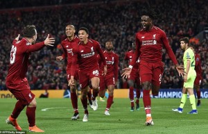 Hủy diệt Barcelona, Liverpool thẳng tiến chung kết