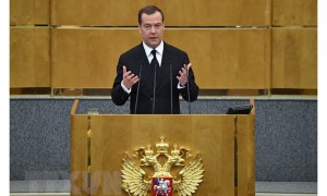 Thủ tướng Medvedev tuyên bố Ukraine có thể khôi phục quan hệ với Nga