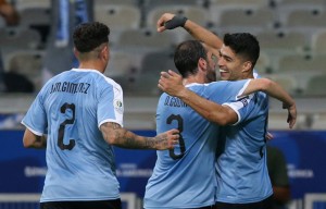 Copa America 2019: Uruguay thắng đậm, Qatar khởi đầu ấn tượng