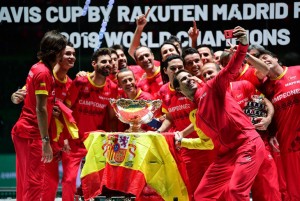 Nadal cùng tuyển Tây Ban Nha đăng quang Davis Cup 2019