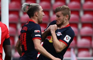 Bundesliga: Werner lập hat-trick giúp RB Leipzig trở lại top 3