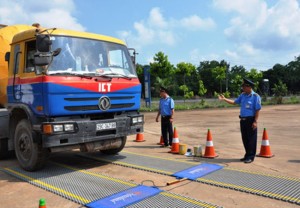 Tiếp tục tăng cường kiểm soát tải trọng phương tiện giao thông