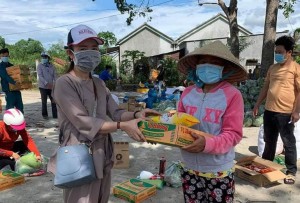 Giúp người dân Sơn Hòa yên tâm phòng chống dịch