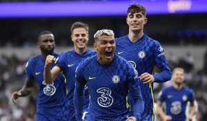 Đè bẹp Tottenham, Chelsea leo lên ngôi đầu Premier League