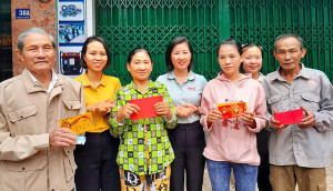 Thêm nhiều hoàn cảnh khó khăn được bạn đọc giúp đỡ