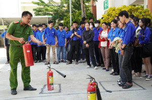 Sôi nổi Ngày hội toàn dân bảo vệ an ninh Tổ quốc tại phường Phú Lâm, TP Tuy Hòa