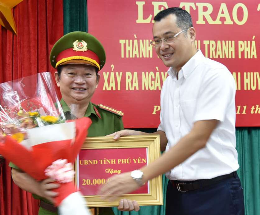 Vụ án cướp tài sản tại huyện Đông Hòa: “Vỏ quýt dày có móng tay nhọn”