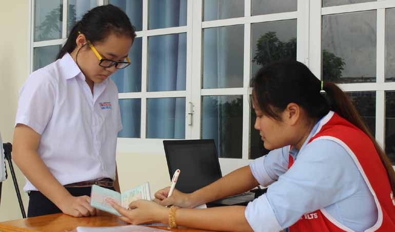 Nhiều thuận lợi khi thi IELTS tại địa phương