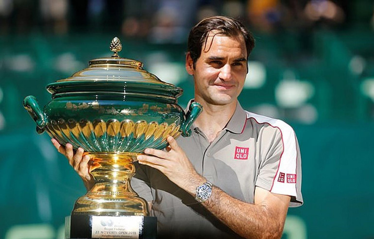 Federer hoàn tất cú “decima” đầu tiên trong sự nghiệp