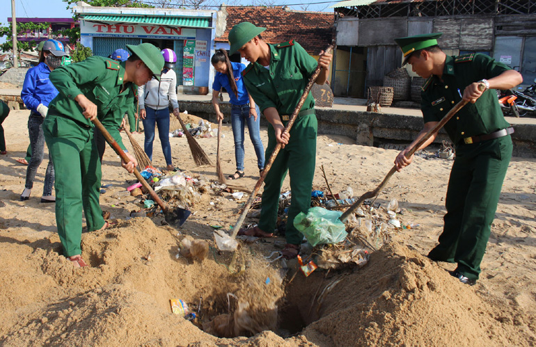 Hội LHTN TP Tuy Hòa: Đơn vị xuất sắc nhận cờ 5 năm liền