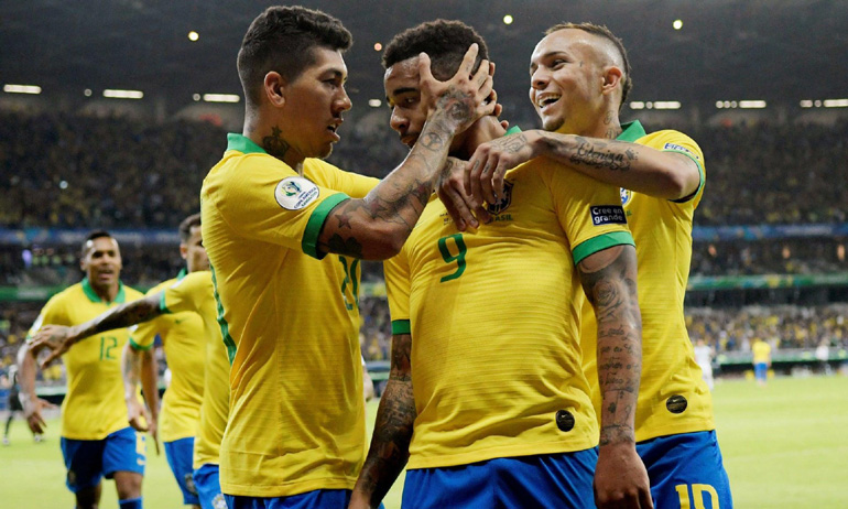 Copa America 2019: “Song sát” Jesus - Firmino giúp Brazil hạ Argentina tại bán kết