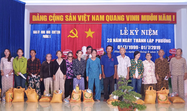 Phát huy vai trò Đảng lãnh đạo toàn diện sau 20 năm