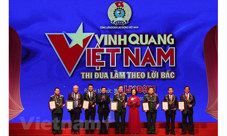 Tôn vinh 19 tập thể, cá nhân là tấm gương thi đua làm theo lời Bác