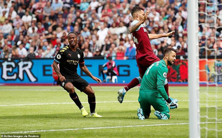 Man City “hủy diệt” West Ham trận ra quân