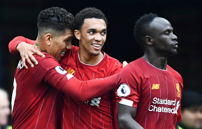 Premier League 2019-2020: Liverpool đánh bại Chelsea, Arsenal thắng ngược