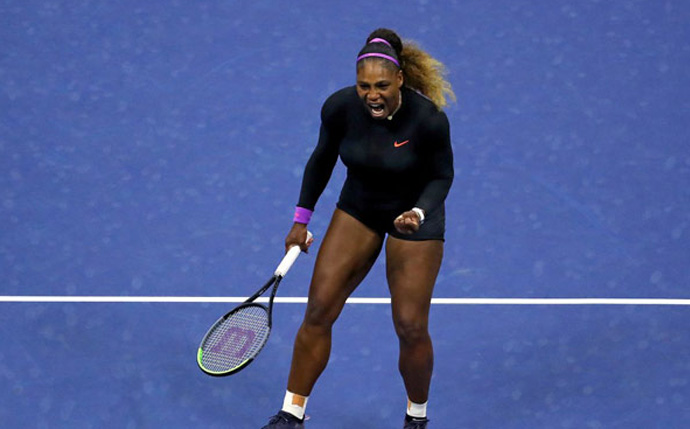 Serena Williams lần thứ 10 vào chung kết Mỹ mở rộng