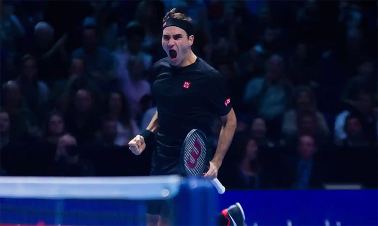 Đánh bại Djokovic, Federer vào bán kết ATP Finals 2019