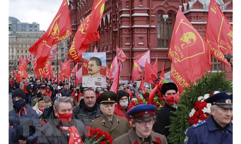 Những người Cộng sản Nga tôn vinh giá trị của Cách mạng Tháng Mười