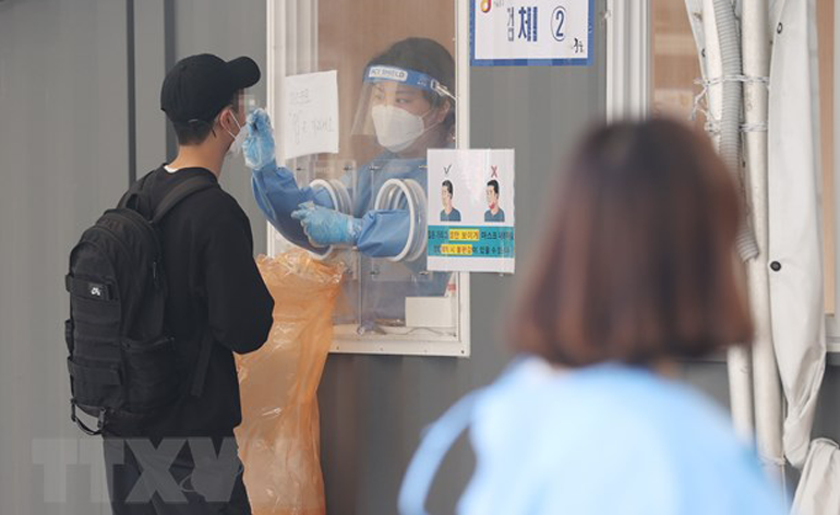 Tình hình dịch COVID-19 tại Hàn Quốc tiếp tục diễn biến phức tạp