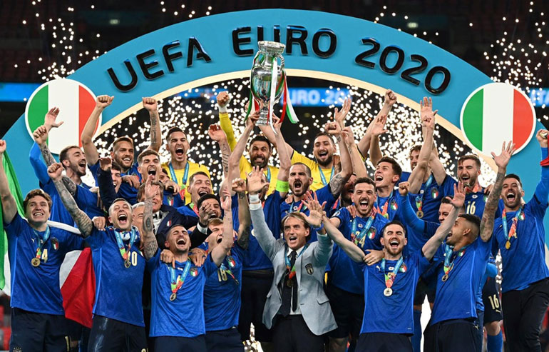 EURO 2020: Ý lên ngôi vô địch sau loạt sút luân lưu may rủi