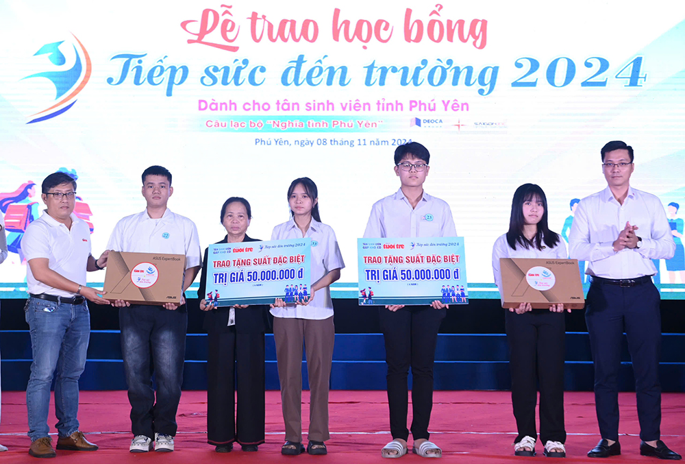 Tiếp thêm động lực, lan tỏa yêu thương