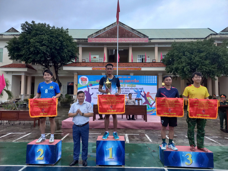 Tuy An, Phú Hòa: Tổ chức Giải bóng chuyền chào mừng Ngày thành lập QĐND Việt Nam