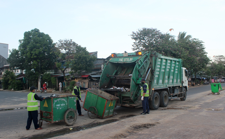 Xử lý triệt để rác thải, xây dựng đô thị xanh