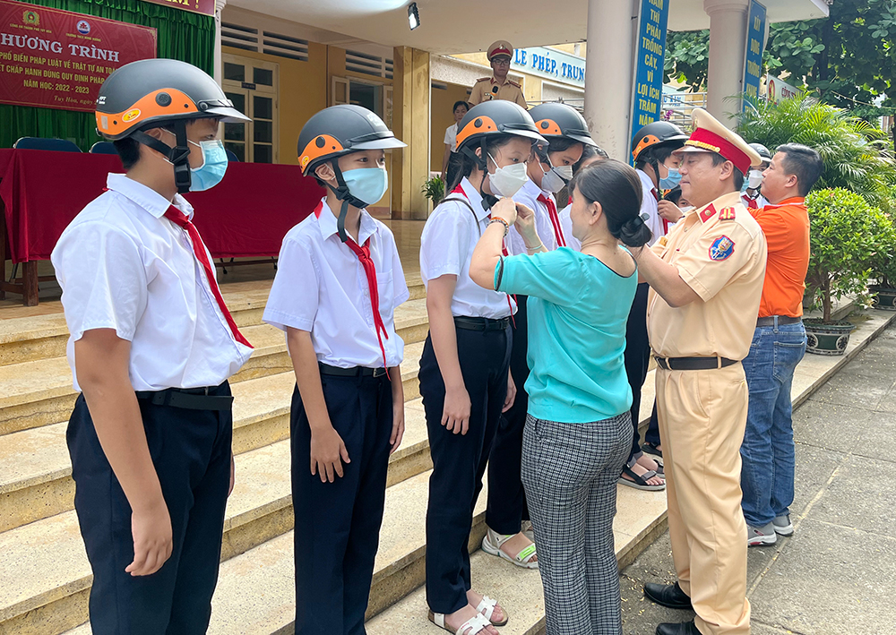 Hành trình an toàn, kiến tạo tương lai