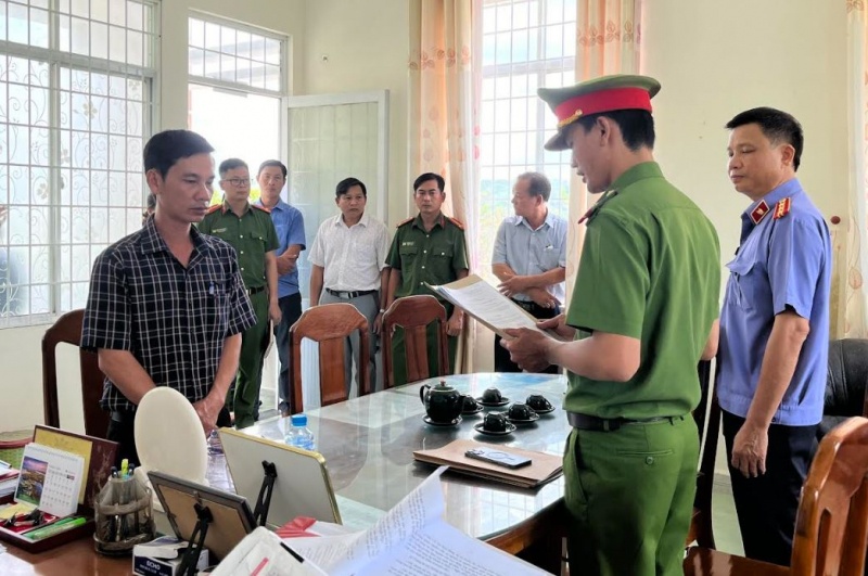 Tham o tien ty,  Phu Yen anh 4